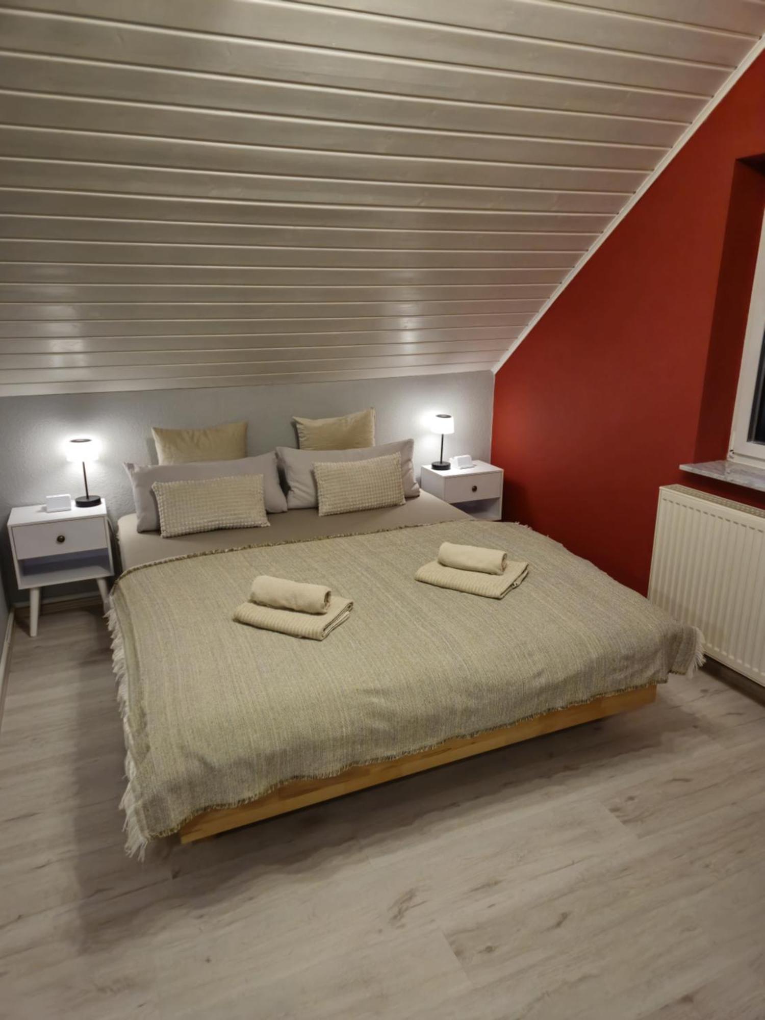 Ferienwohnung Abendsonne Бад Мергентхайм Екстериор снимка